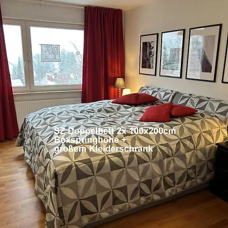 Parkblick Mit 2 Baedern Apartman