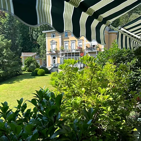 Parkblick Mit 2 Baedern * Бад-Гарцбург