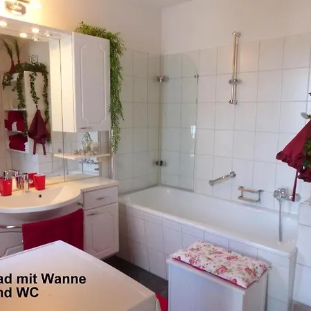 Apartamento Parkblick Mit 2 Baedern *