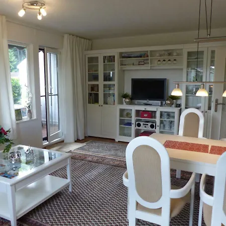 Апартаменты Parkblick Mit 2 Baedern Бад-Гарцбург