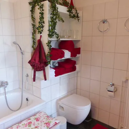 Apartman Parkblick Mit 2 Baedern *