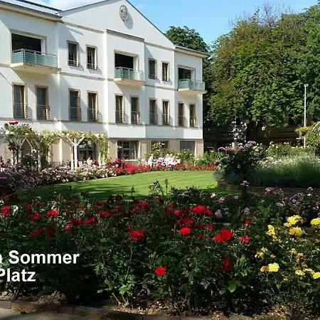 Parkblick Mit 2 Baedern *